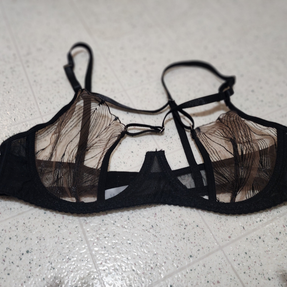 Source Unknown Black and Tan Sheer Bra
